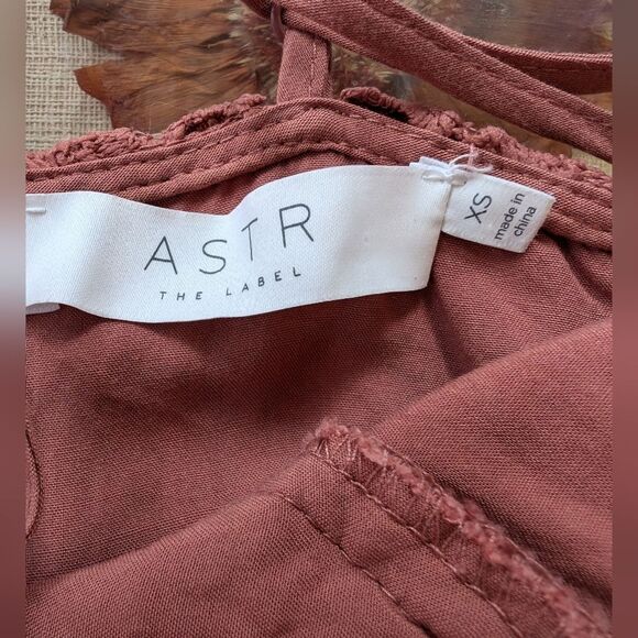 Astr the Label Dark Pink Lace A-line Midi Dress XS Wedding Cocktail Formal - Picture 5 of 5